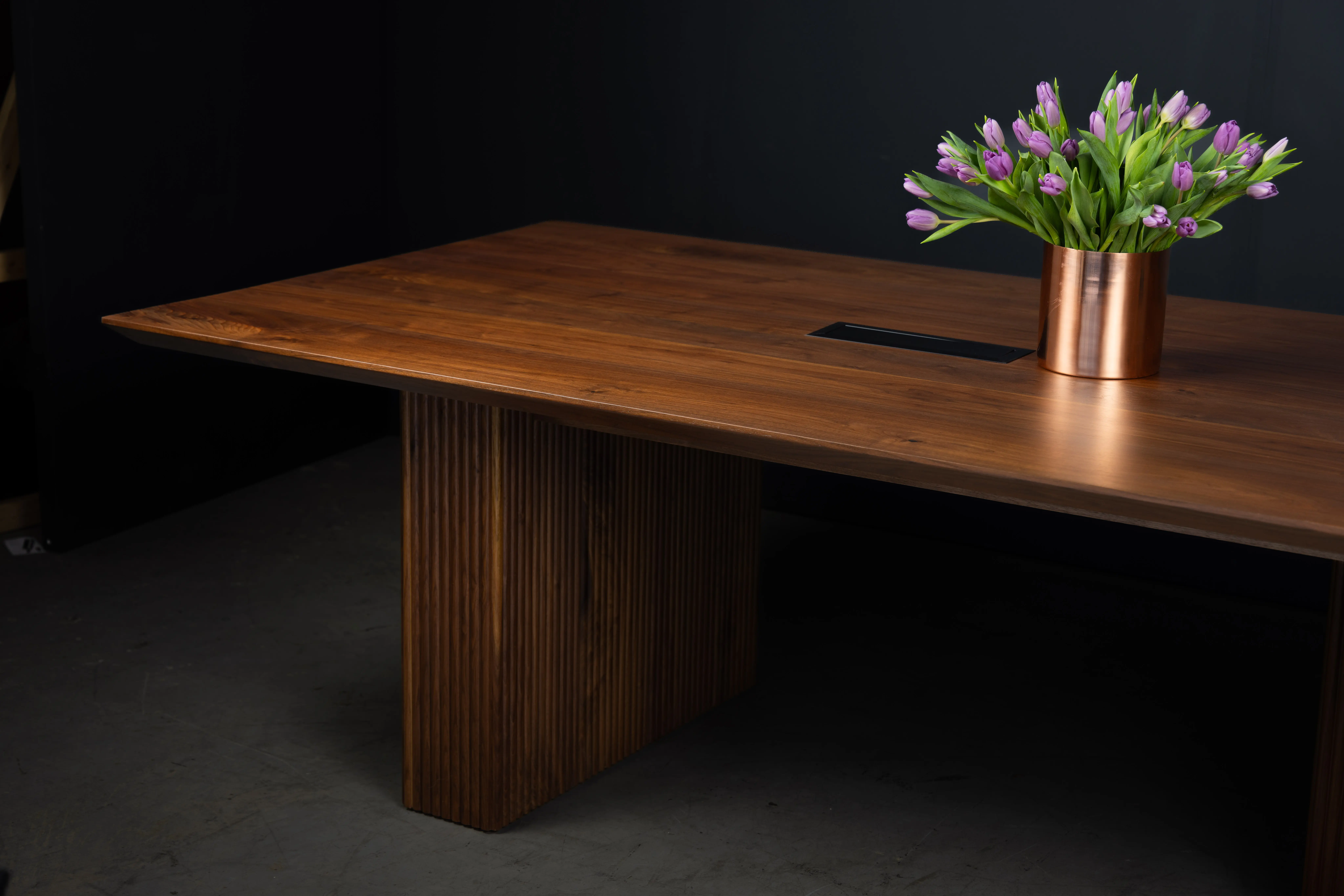 Conference tables and boardroom design ideas